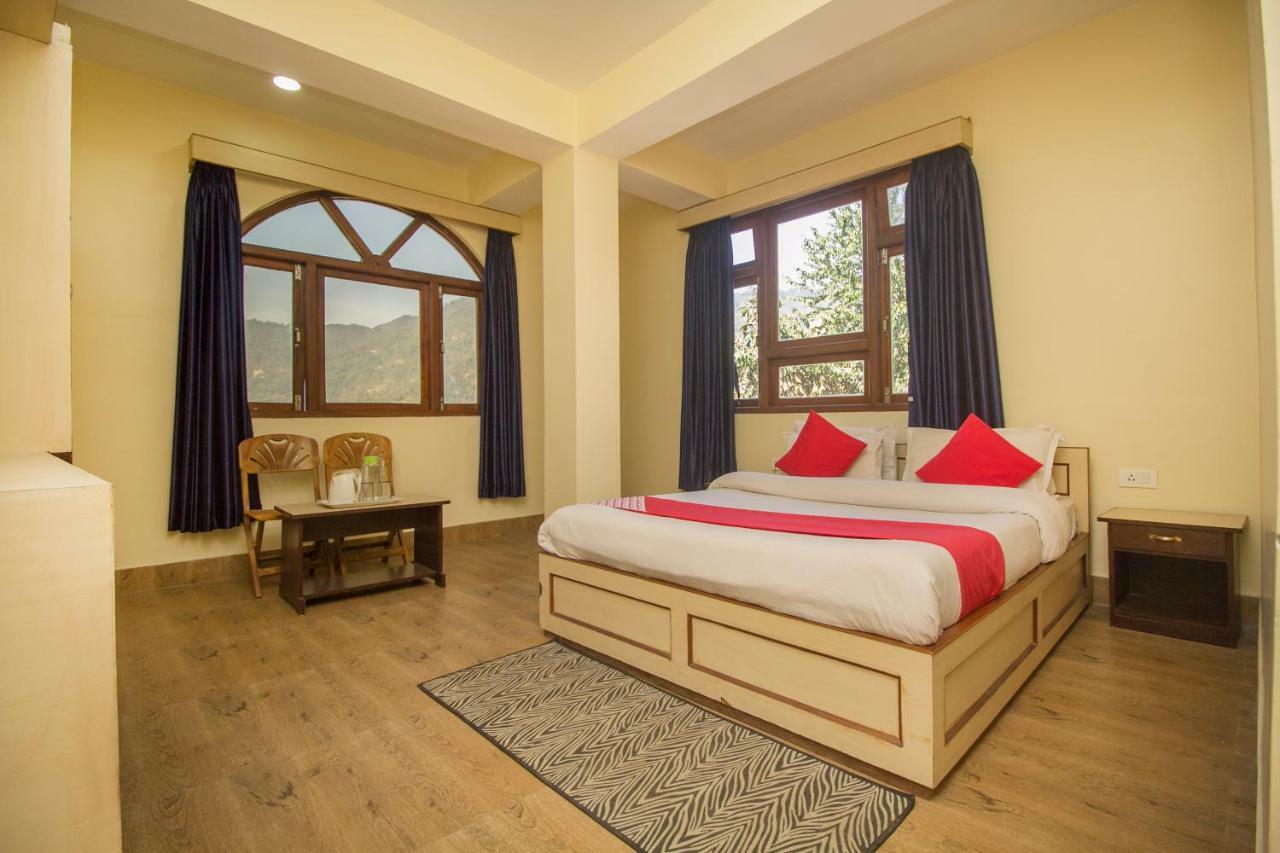 Hôtel Oyo 28754 The Sunrise Residency à Gangtok Extérieur photo