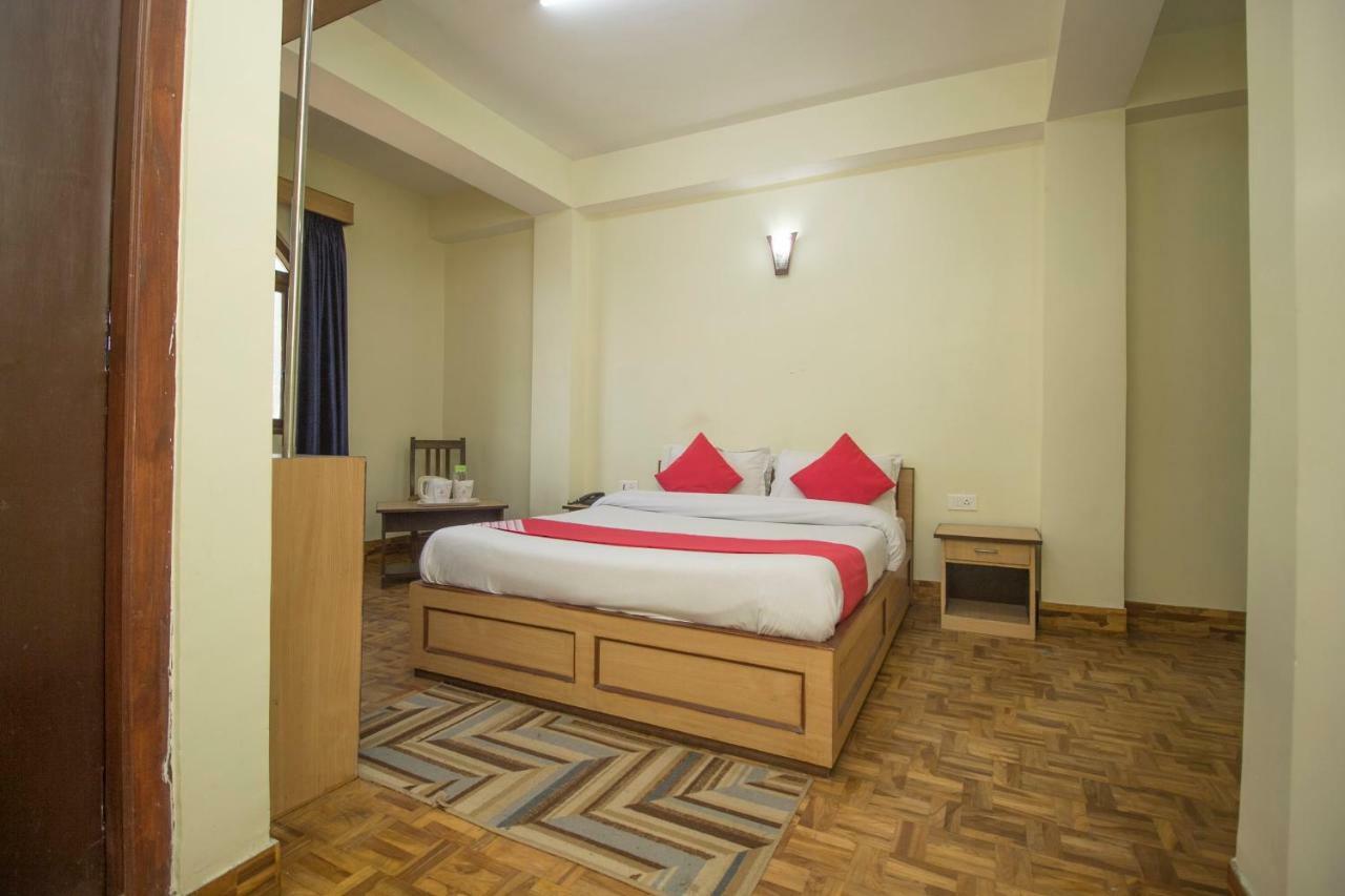 Hôtel Oyo 28754 The Sunrise Residency à Gangtok Extérieur photo